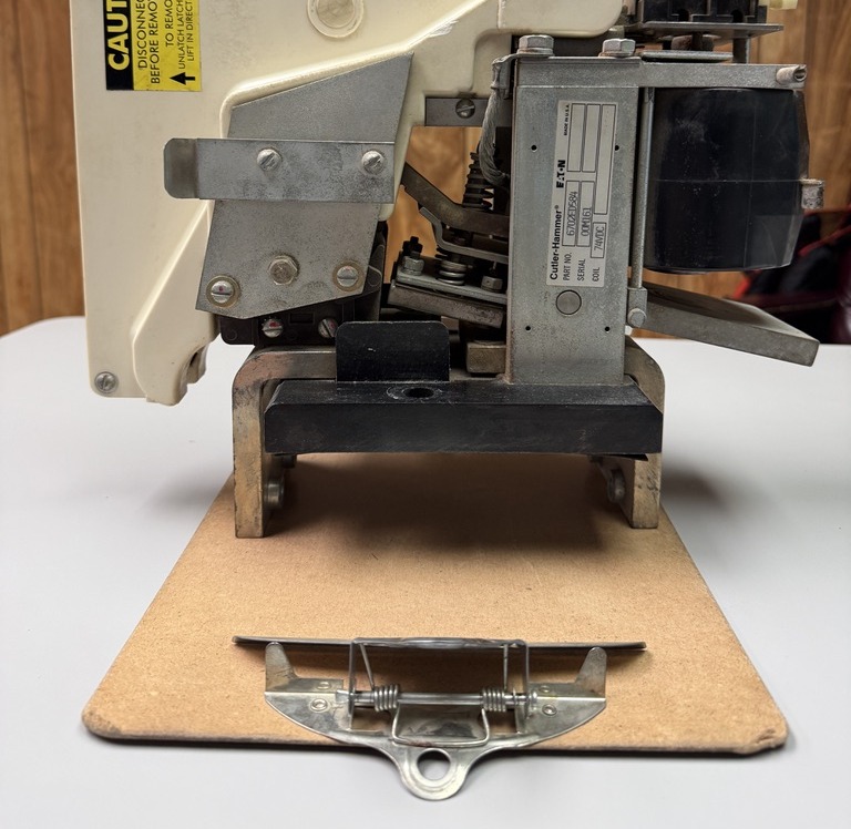 6702ED584 nameplate side angle
